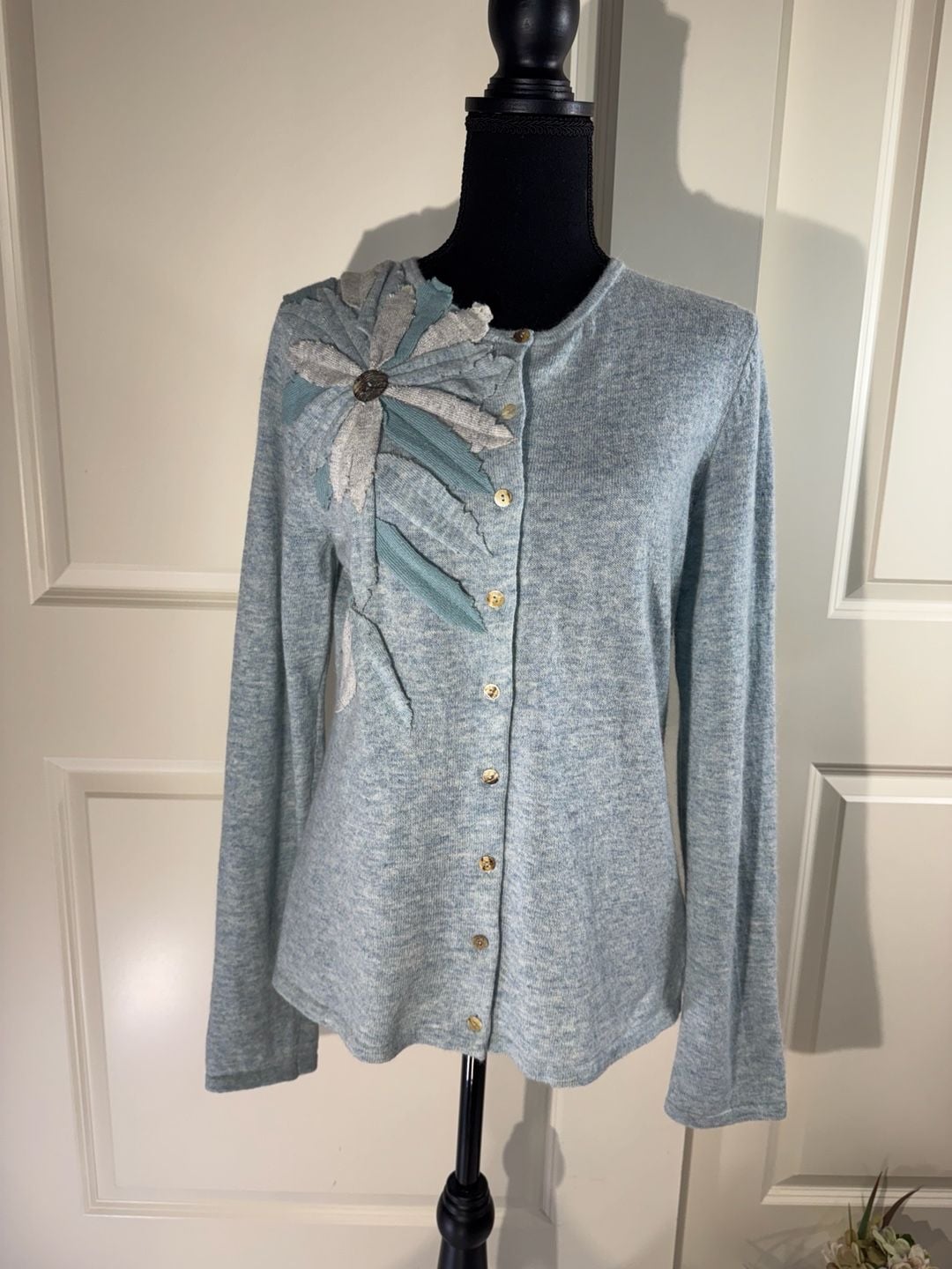 Coldwater Creek Blue Wool Blend Floral Applique Cardigan Size S (6-8) 2