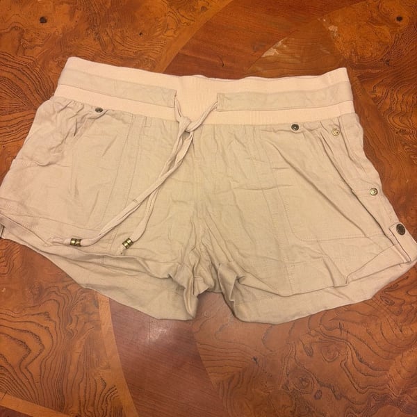 Guess Women's Size S Beige Linen Drawstring Utility Shorts