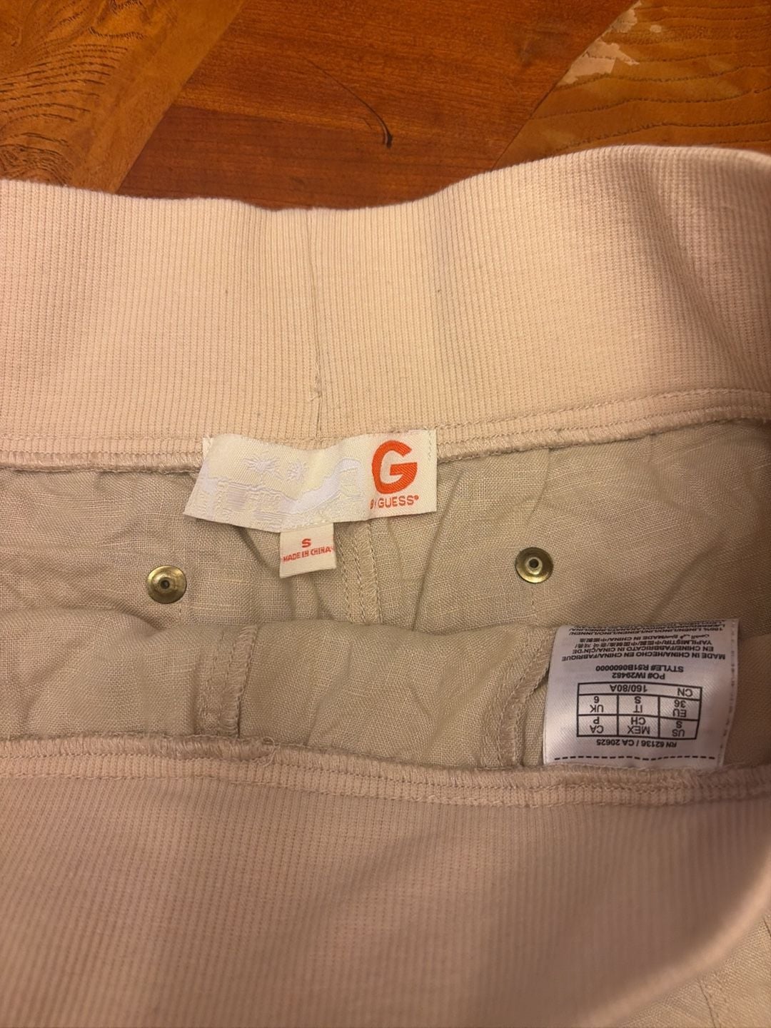 Guess Women's Size S Beige Linen Drawstring Utility Shorts 3