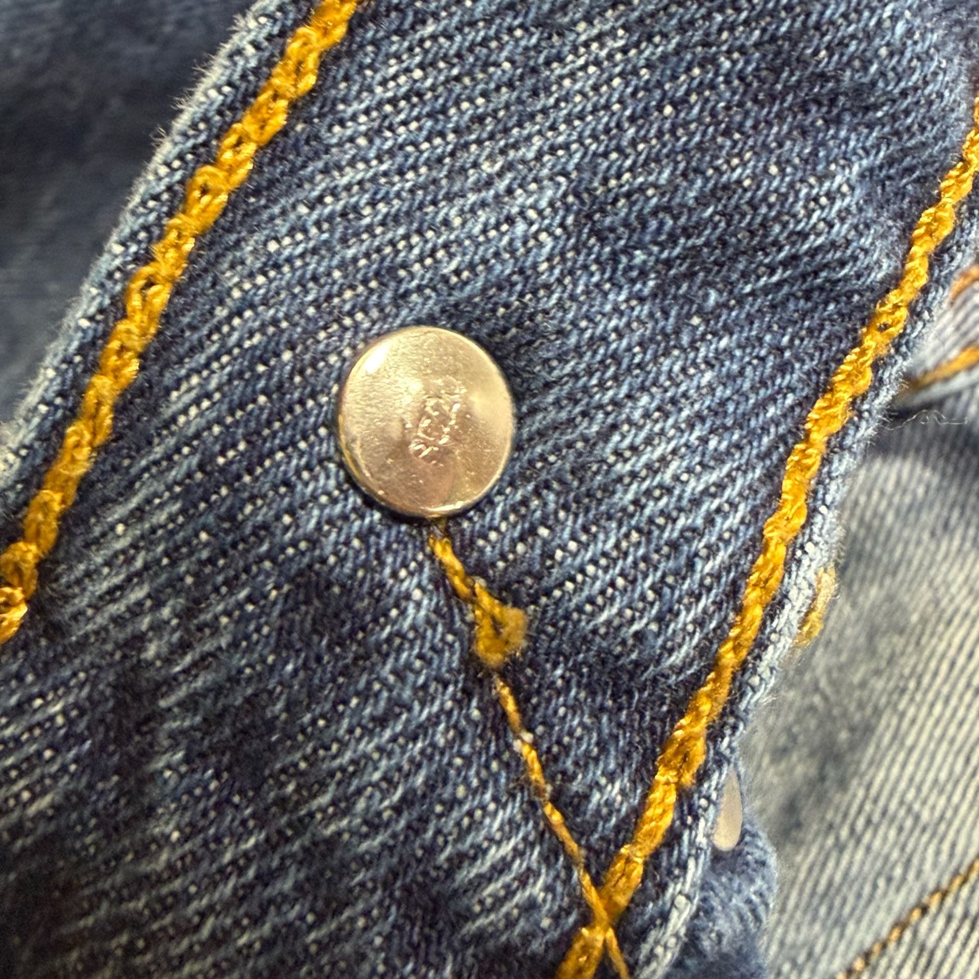 Levi's 501 Original Fit Button Fly Jeans 36x34 10