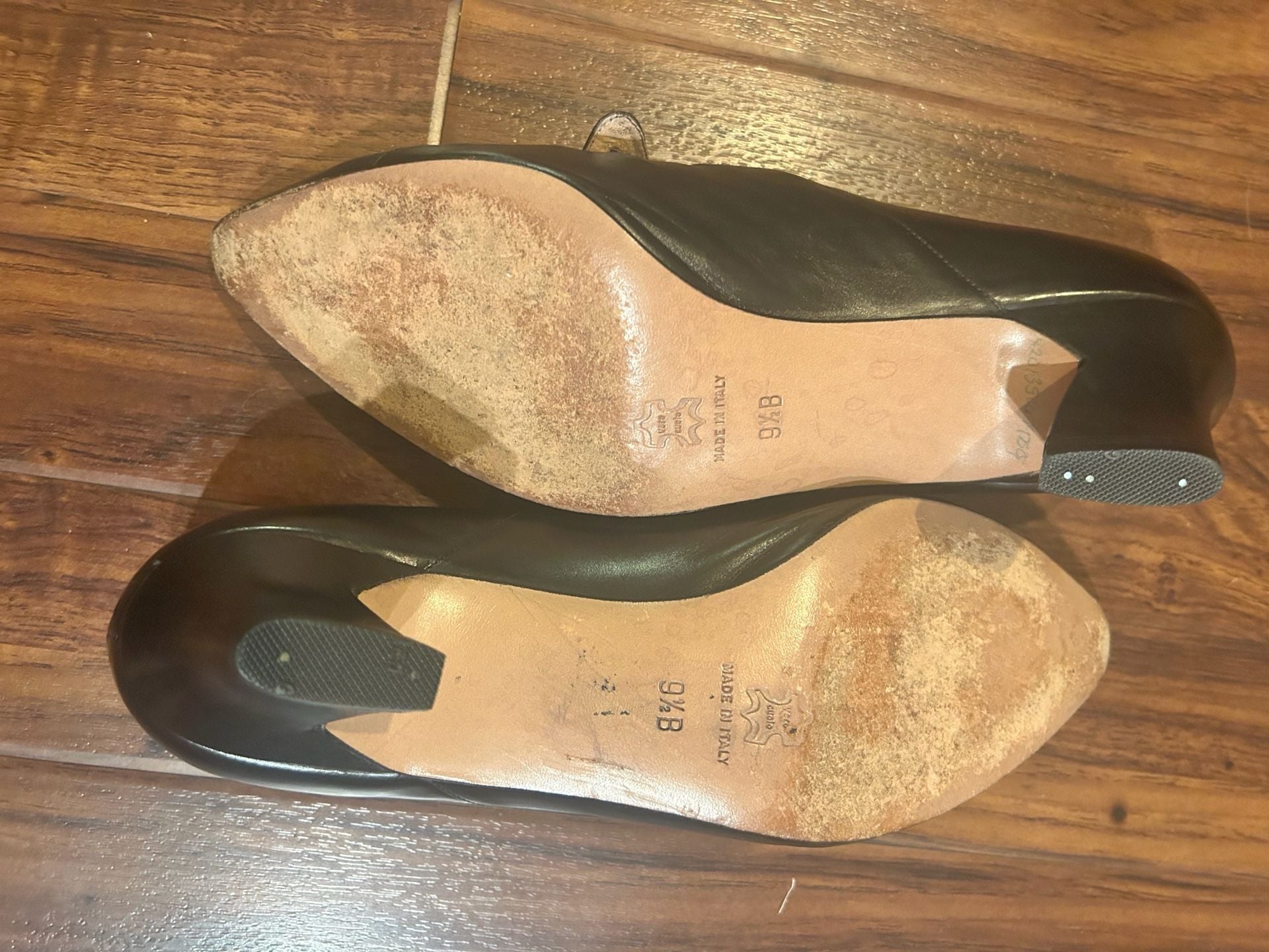 Vittorio Ricci Vintage Black Leather Pointed Toe Cutout Heels Size 9.5B 9