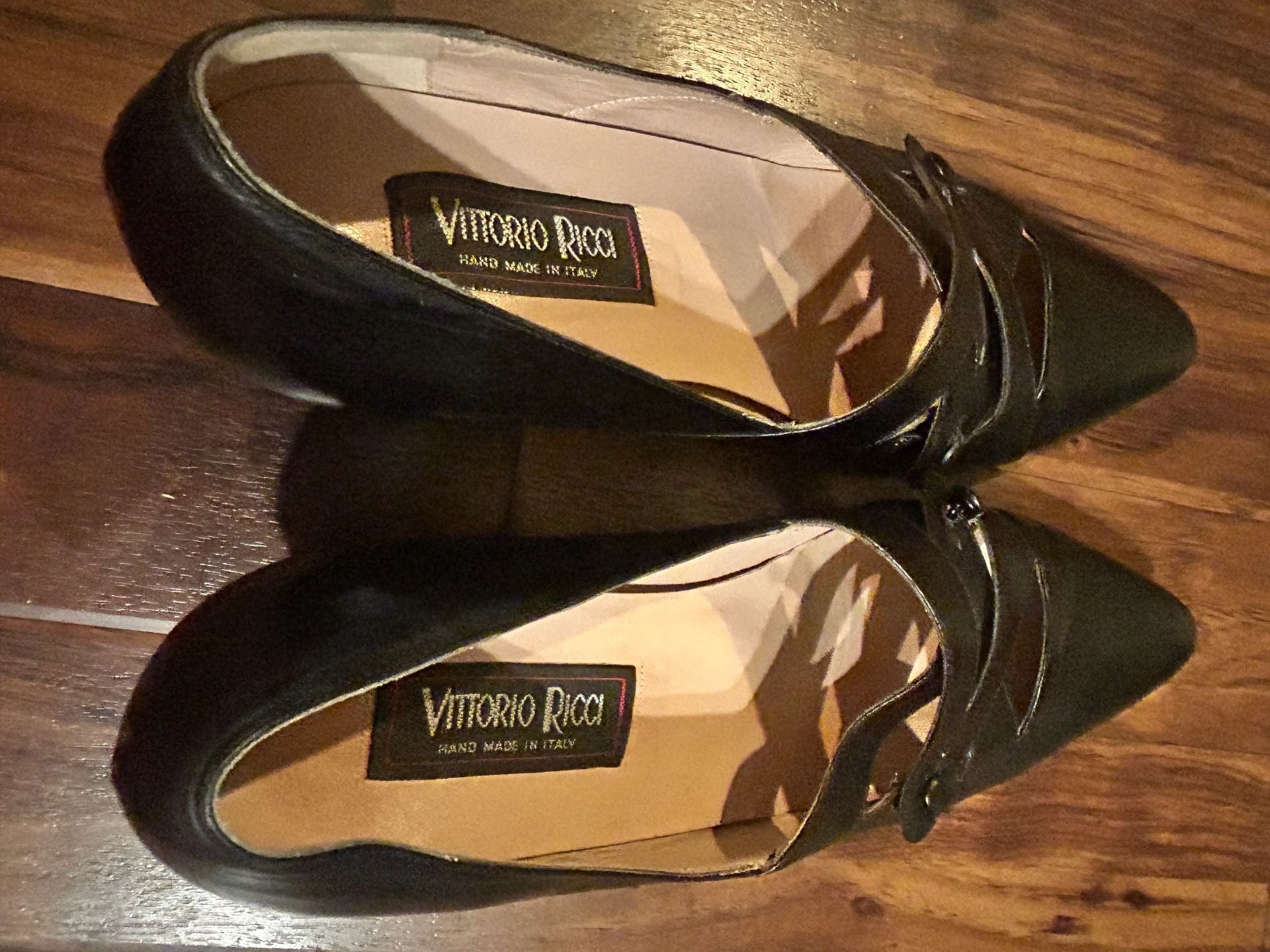 Vittorio Ricci Vintage Black Leather Pointed Toe Cutout Heels Size 9.5B 11