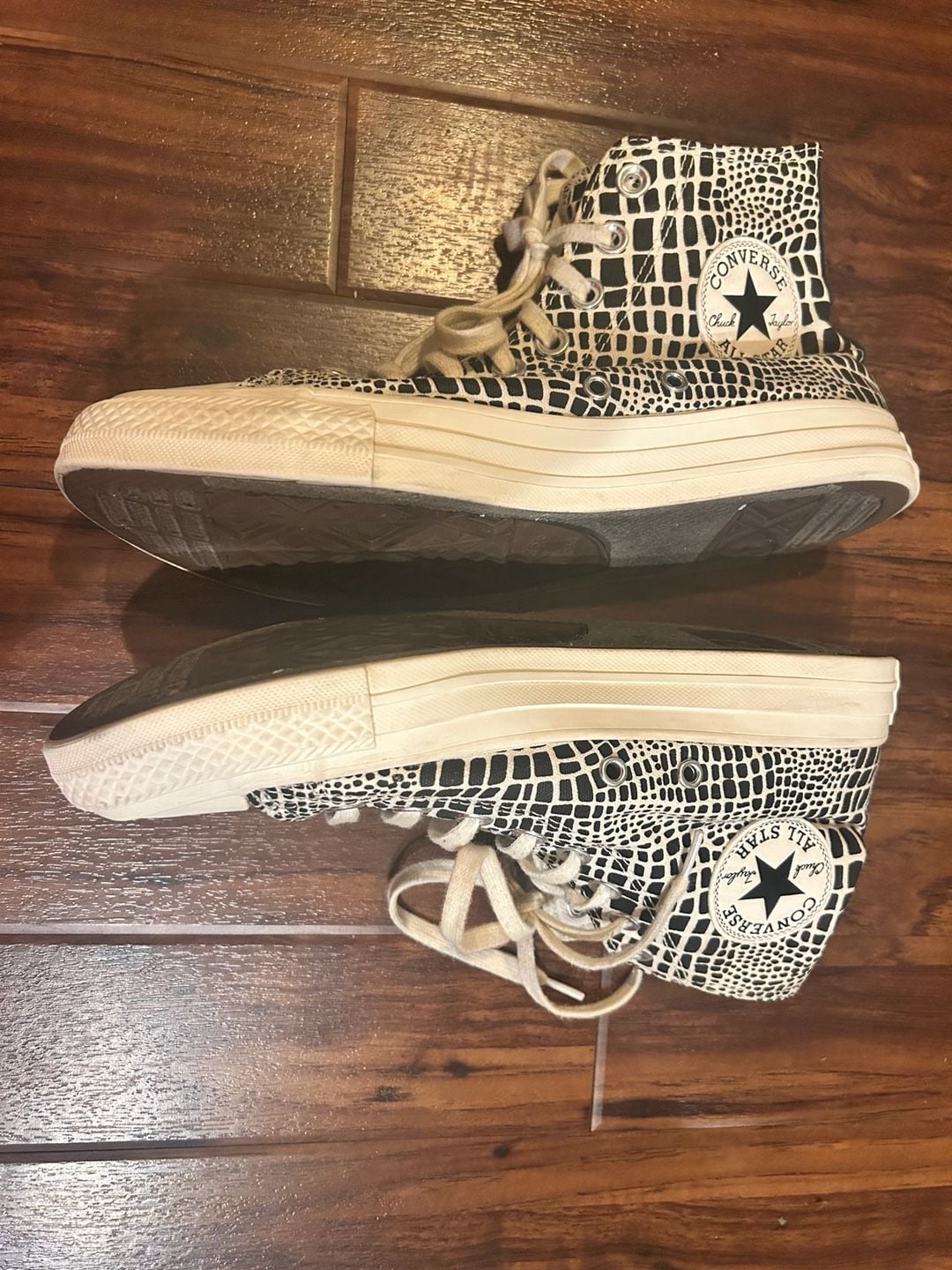 Converse Chuck Taylor All Star High Top Egret Black Canvas Shoes Women’s 8.5 7