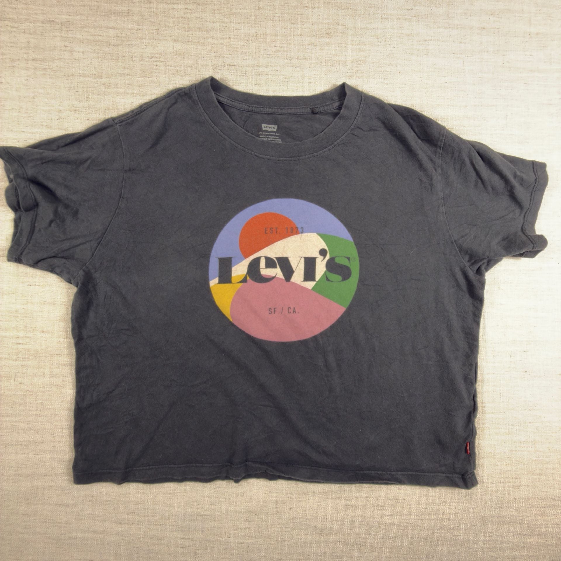 Levi's Graphic Logo Crop T-Shirt Size M 2