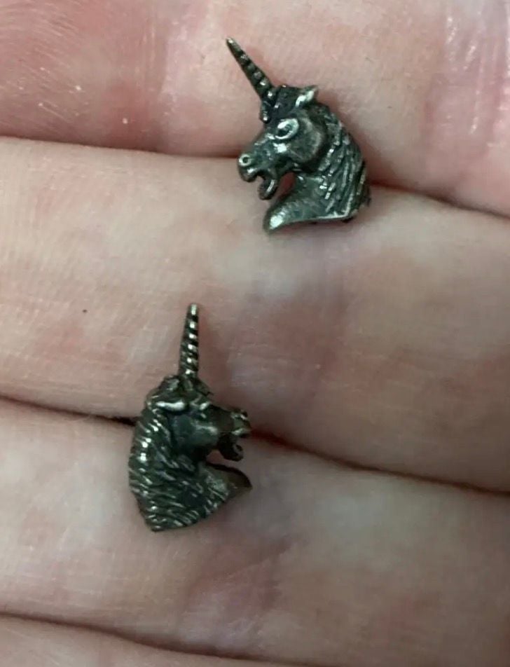 Vintage Silver Tone Unicorn Head Stud Earrings 1
