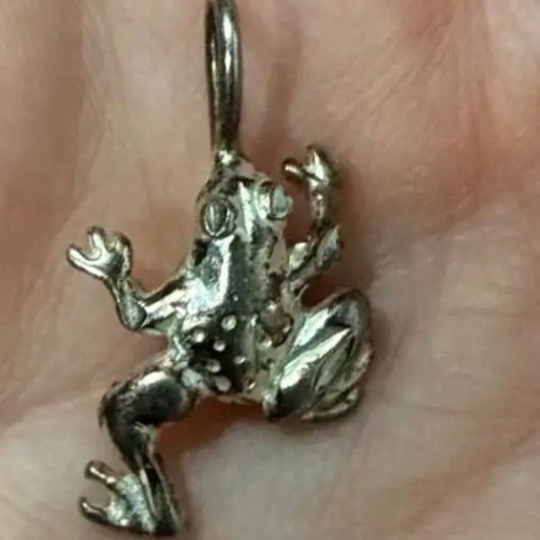 925 Sterling Silver Frog Pendant Charm Toad Croak Nature For Necklace Girl Gift