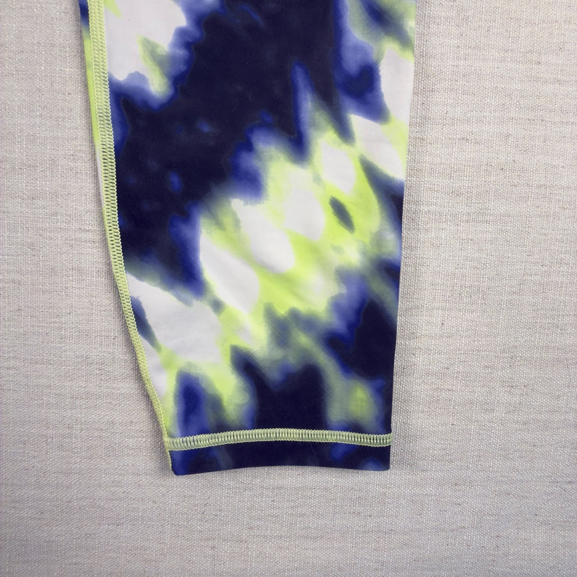 Athleta Elation Tie Dye 7/8 Tight Size 1X 3