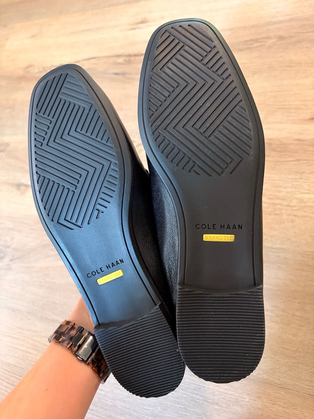 Cole Haan Black Leather Trinnie soft Loafers size 9 new without box 7