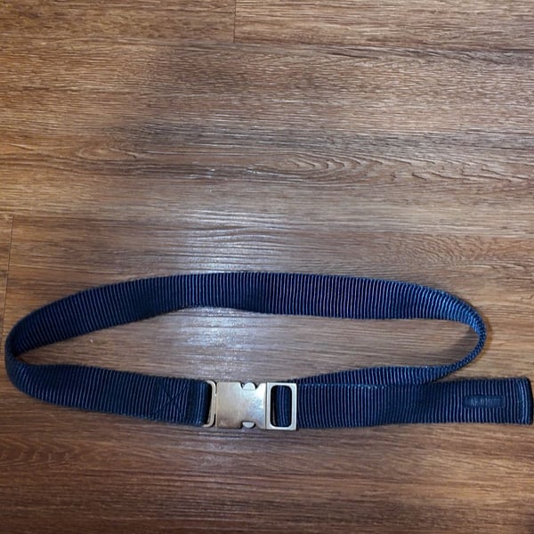 Women’s Adjustable Webbing Tactical-Style Belt – Navy Blue
