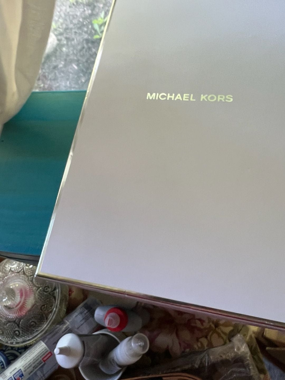 Michael Kors Jet Set Logo Smartphone Crossbody Bag 4