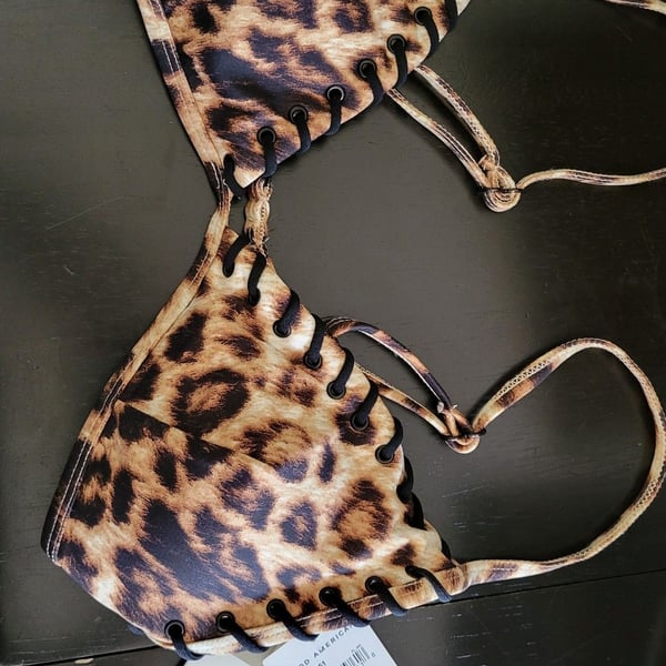 Good American Fierce Leopard Lace-Up Bikini Top Size L