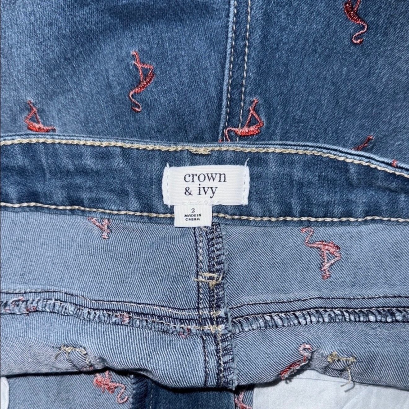 Crown & Ivy Flamingo Embroidered Denim Shorts Size 2 5