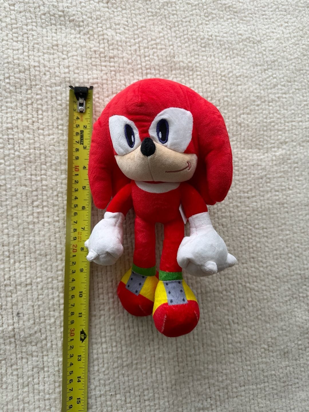 Sega Sonic the Hedgehog Knuckles the Echidna 9-inch Plush Toy 2