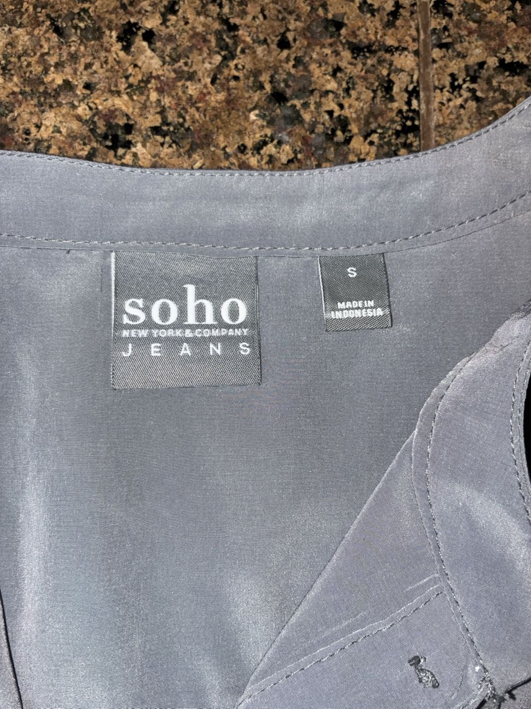 Soho New York & Company Jeans Gray Button Down Shirt Size S 3