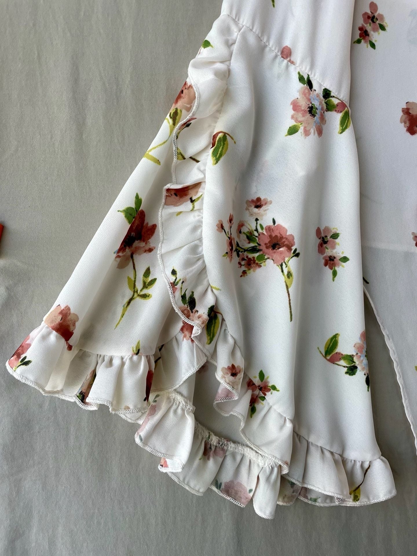 Altard State Floral Print Tie-Front Ruffle Sleeve Blouse Size M 6