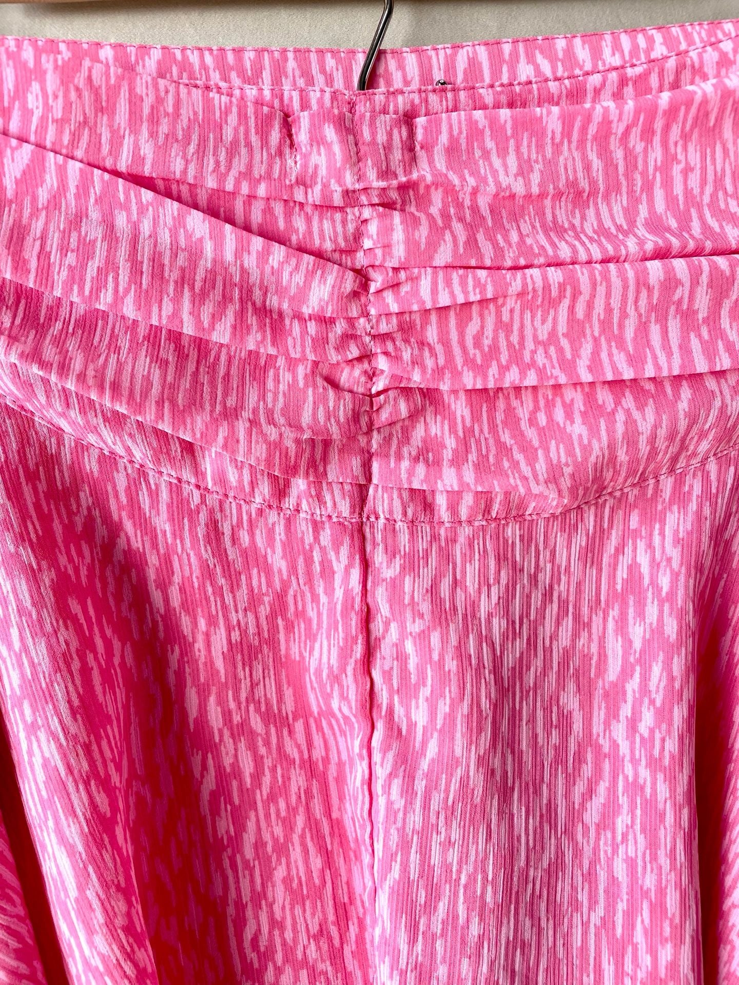 Aerie Pink Patterned Ruched Tie-Front Mini Skirt Size M 10