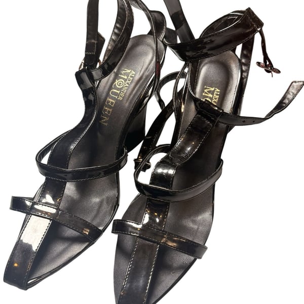 Alexander McQueen Black Patent Leather Ankle Strap Block Heel Sandals Size 39