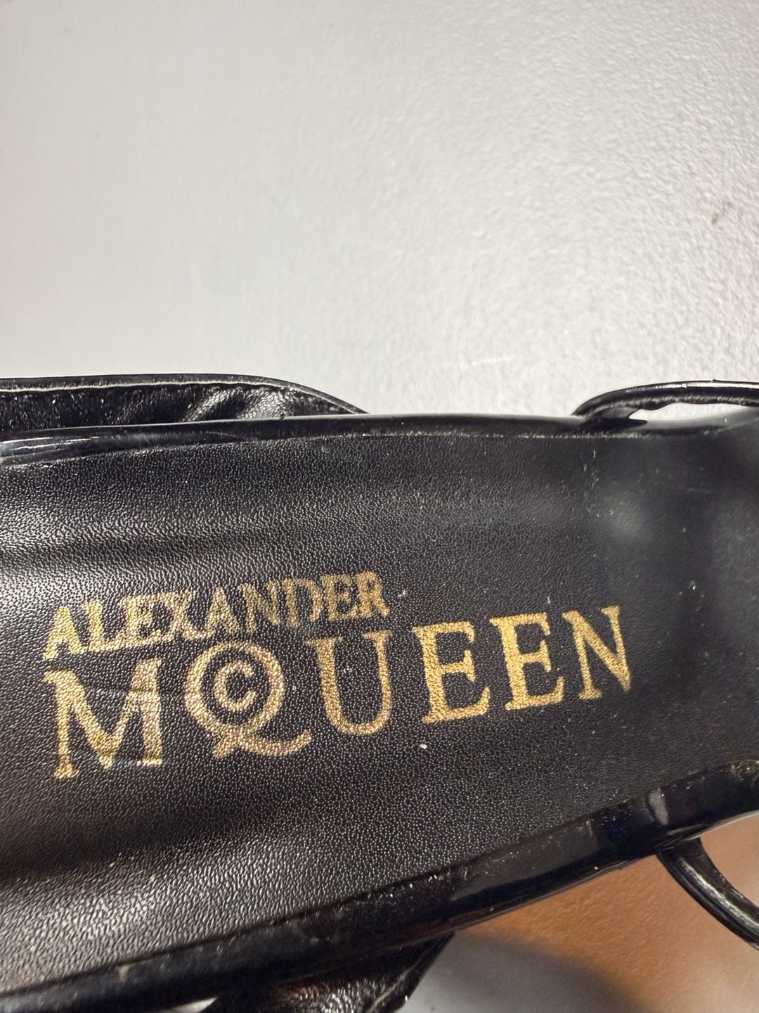 Alexander McQueen Black Patent Leather Ankle Strap Block Heel Sandals Size 39 21