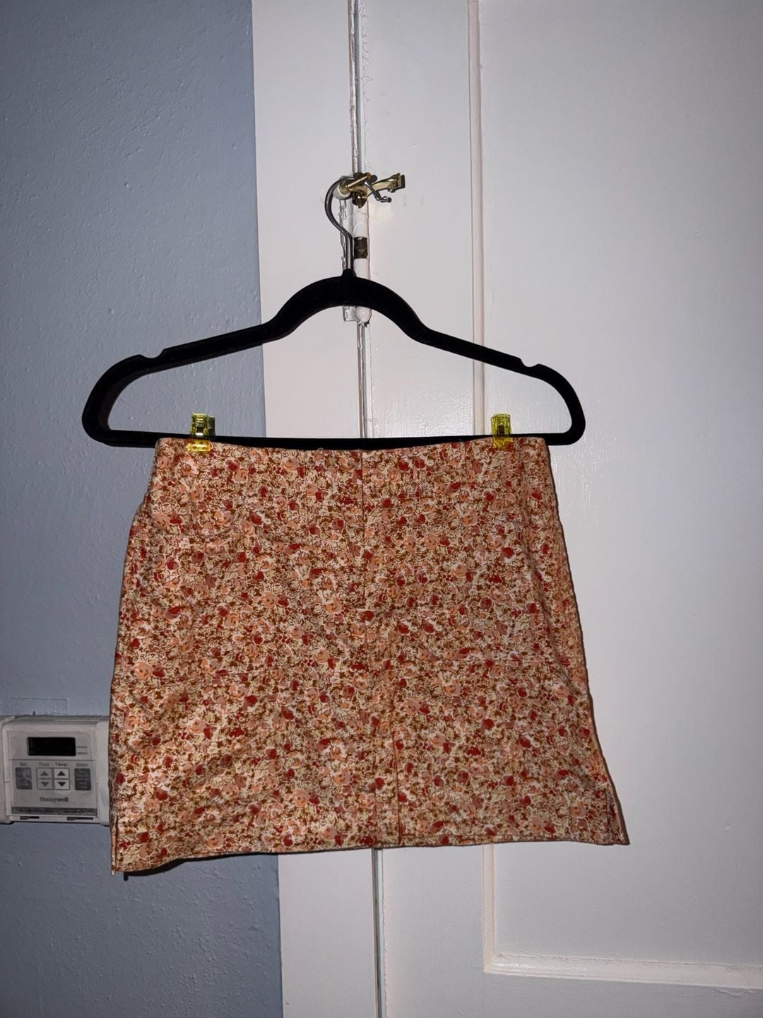 Express Stretch Floral Mini Skirt Size (XS) 2
