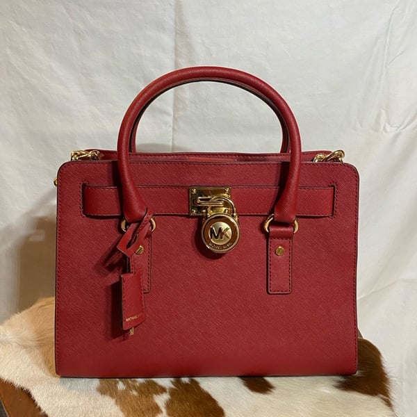 Michael Kors Hamilton EW Satchel in Scarlet Leather