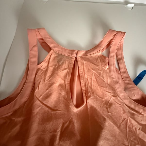 Express Peach Sleeveless Keyhole Neck Tank Top Size XS