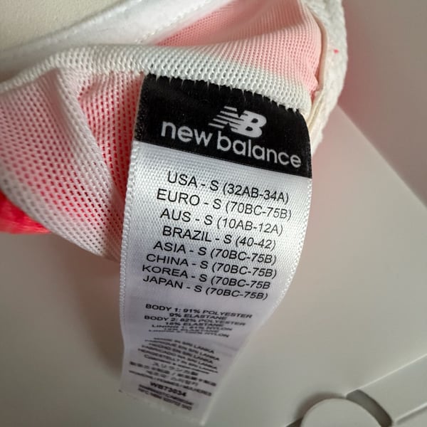 New Balance Women's Sports Bra Size S (32AB-34A) Pink White