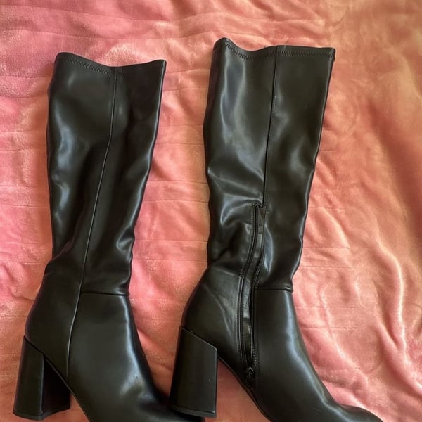Steve Madden Winslow Black Block Heel Knee High Boots Size 7.5M