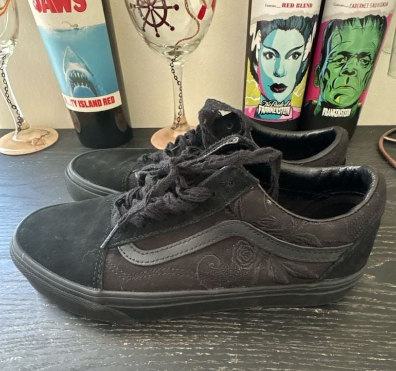Vans Old Skool Spider Web Embroidered Black Sneakers US Men 6.0 / Women 7.5 2