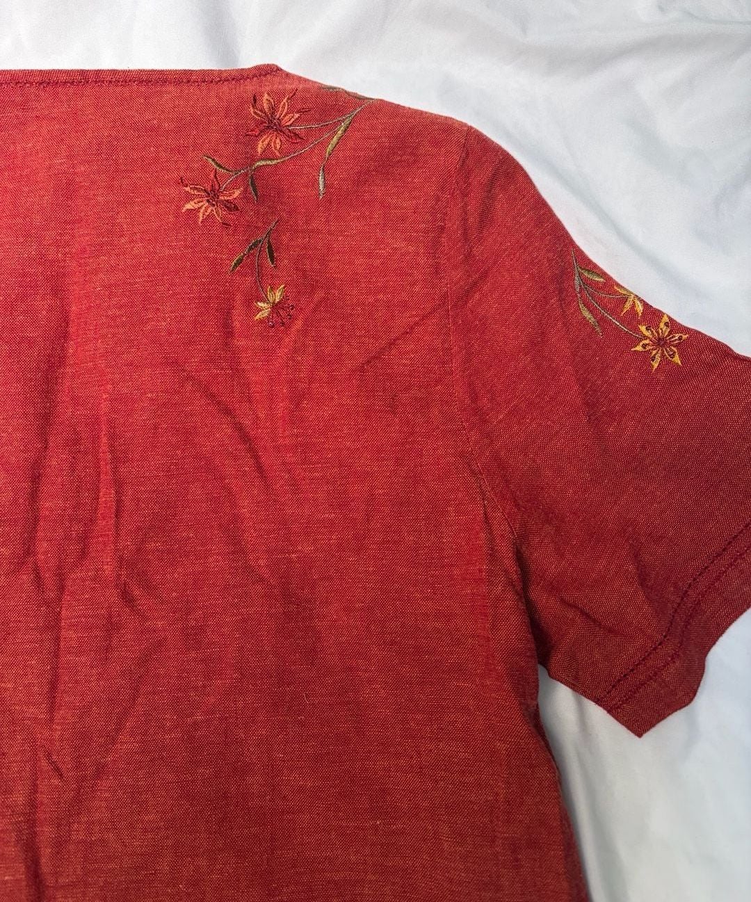 Koret Petites Size M Red Linen Blend Embroidered Floral Button Down Shirt 6