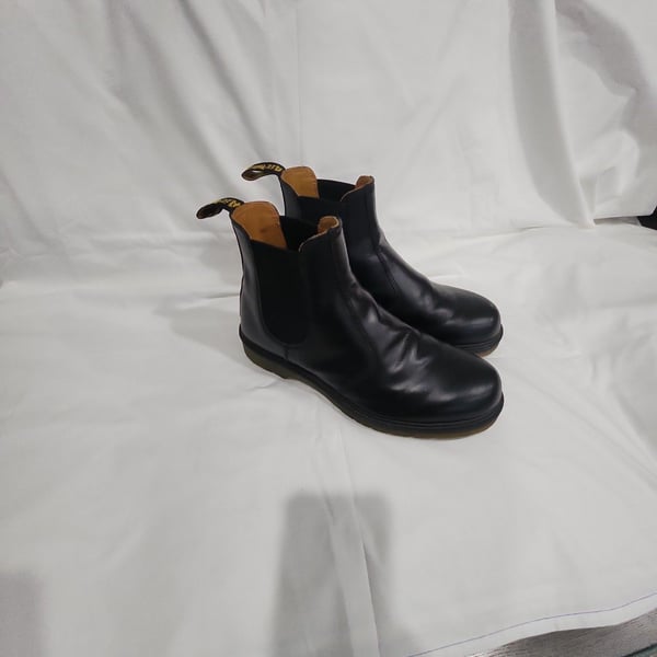 Dr. Martens 2976 Chelsea Boots Black