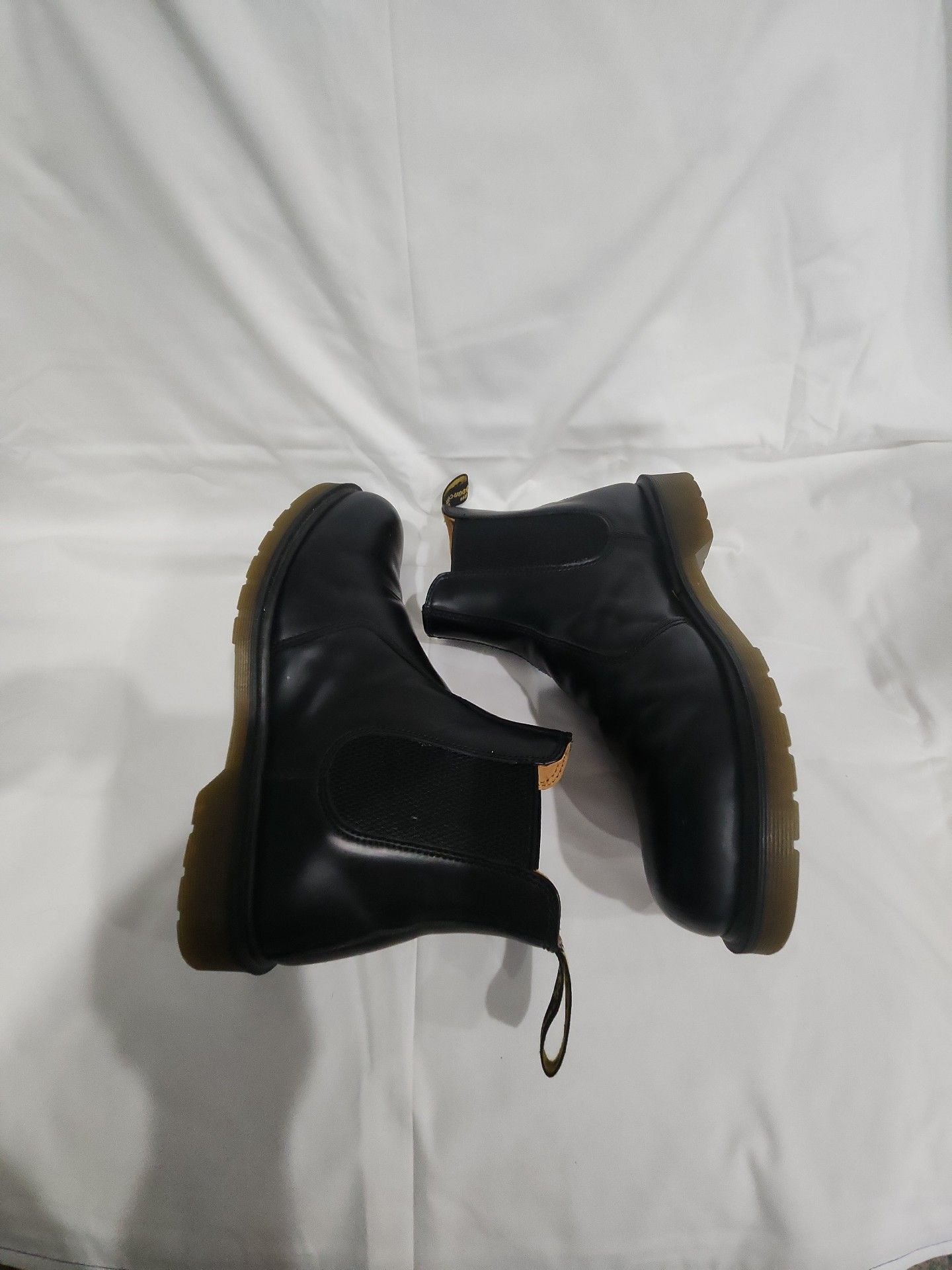 Dr. Martens 2976 Chelsea Boots Black 6