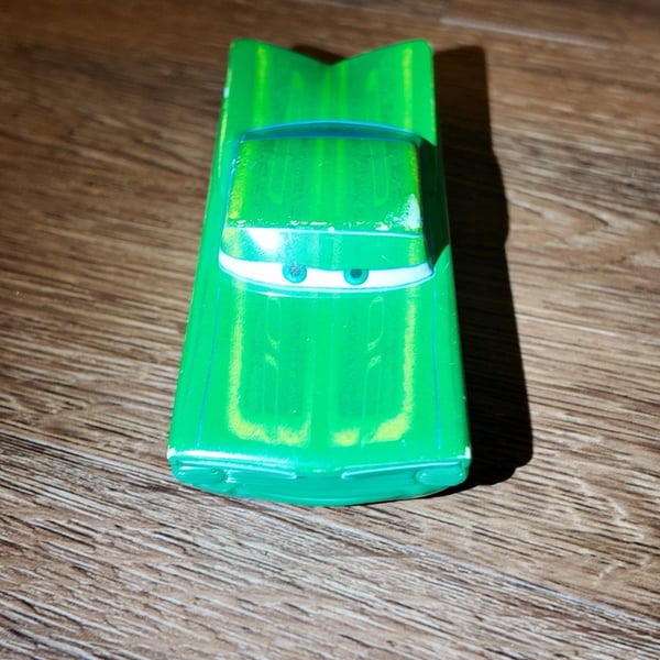 Disney Pixar Cars "Ramone" Green Hydraulic Toy Car – 2006 McDonald's Happy Meal