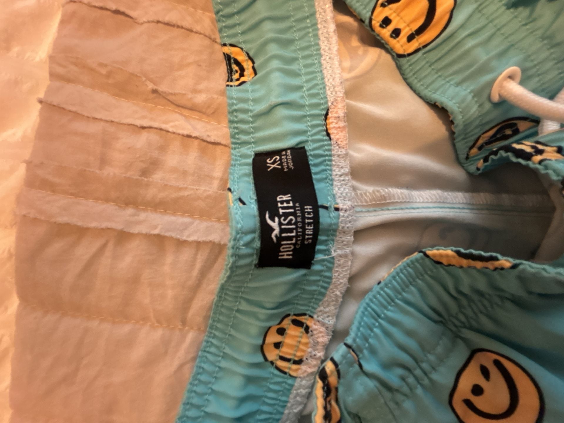 Hollister Stretch Smiley Face Print Swim Trunks Size XS 3