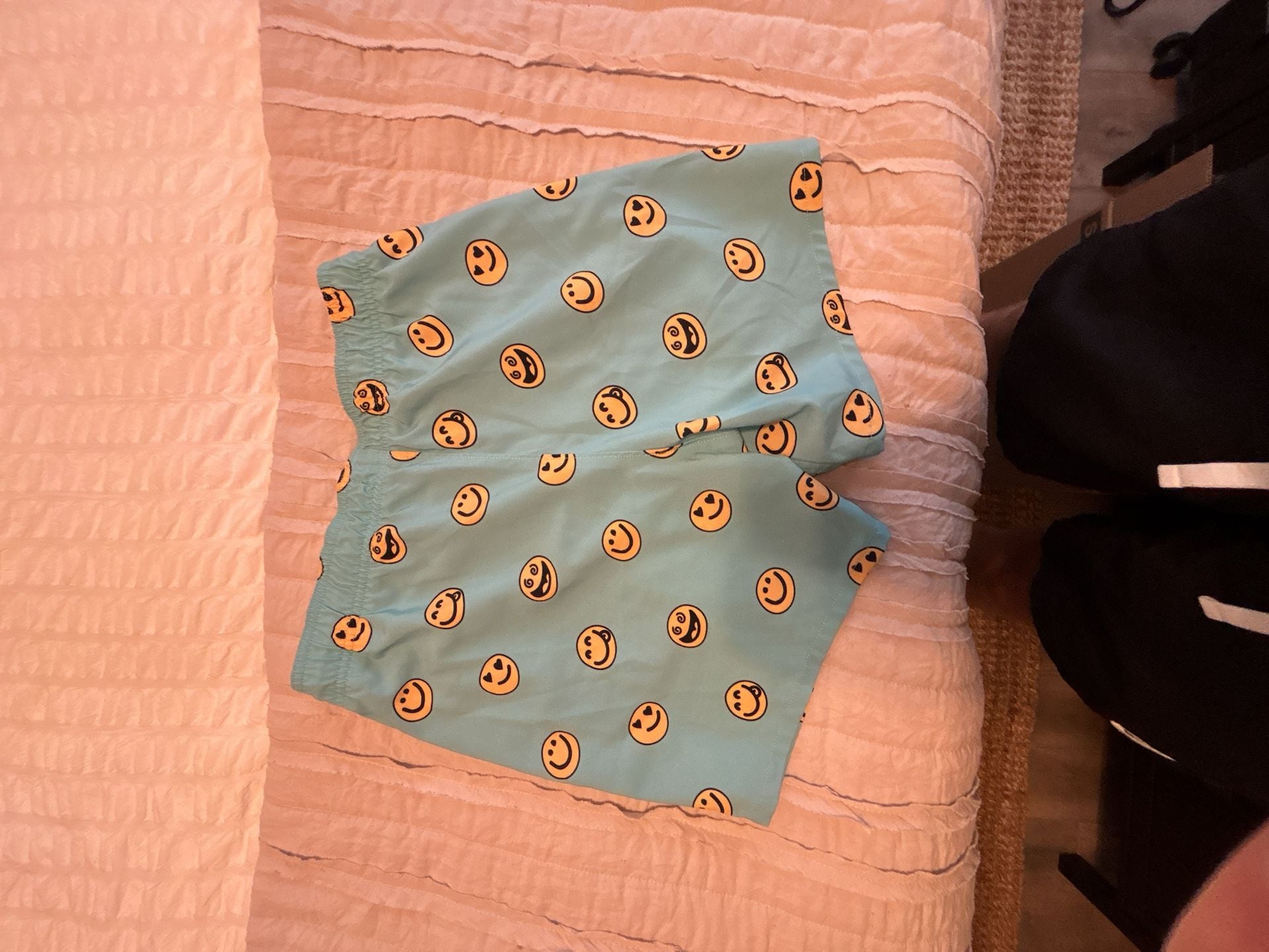 Hollister Stretch Smiley Face Print Swim Trunks Size XS 4