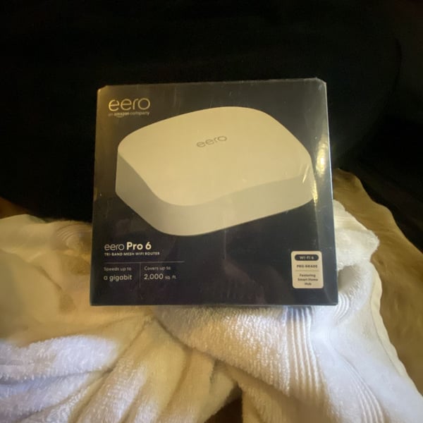 eero Pro 6 Tri-Band Mesh WiFi Router