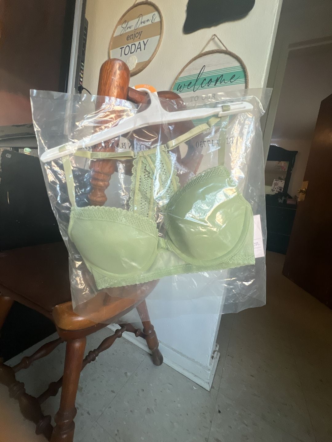 Maidenform Lace Racerback Push-Up Bra Sage Green Size 32C 1