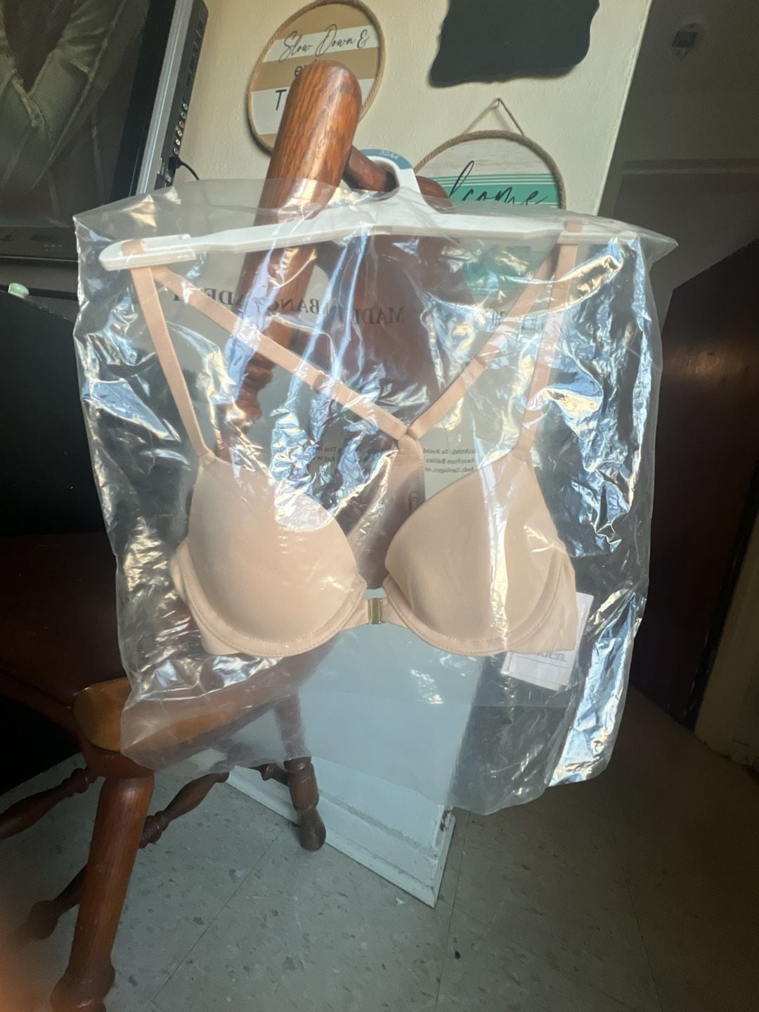 Maidenform One Fab Fit Racerback Front-Close Bra 32AA 1