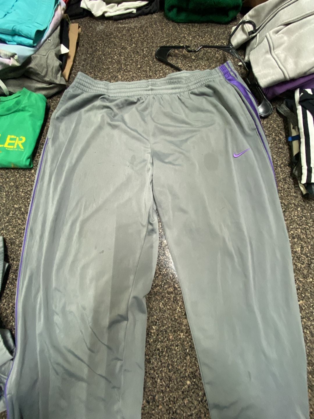 Nike Men's Size Large Gray and Purple Tracksuit Set 4