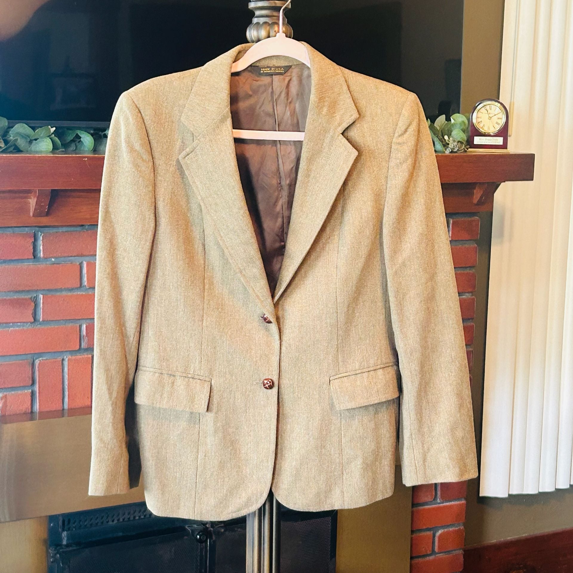 Vintage Woolrich Tan Wool Blazer with Suede Elbow Patches 2