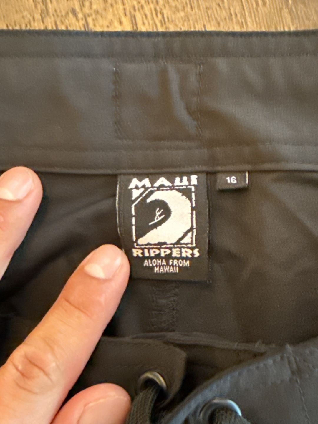 Maui Rippers Women's 9" Boardshorts Size 16 Black 7