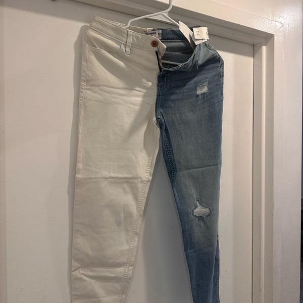 Abercrombie Kids High-Rise Mini Mom Jeans Size 15/16 Two-Tone