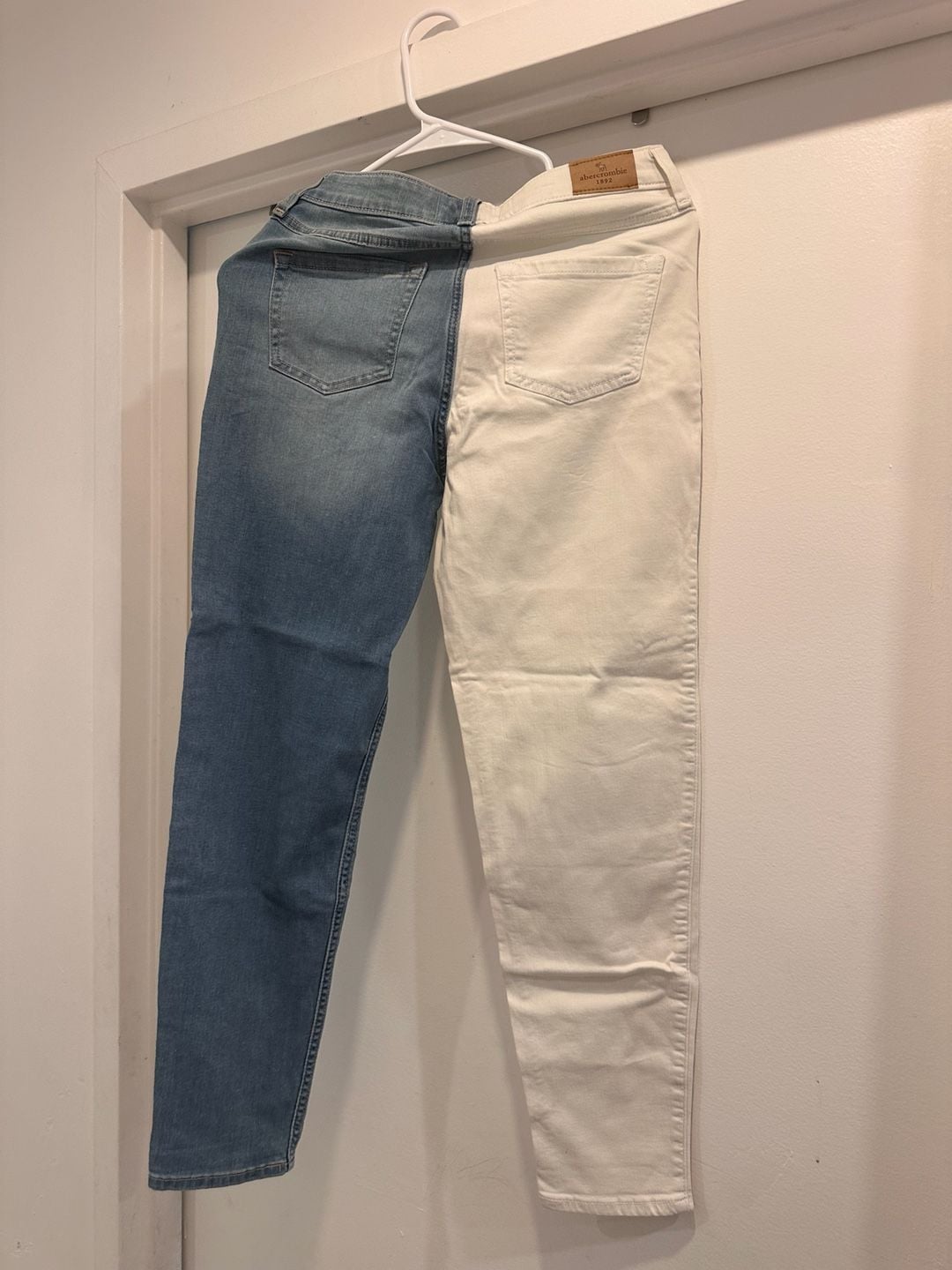 Abercrombie Kids High-Rise Mini Mom Jeans Size 15/16 Two-Tone 8