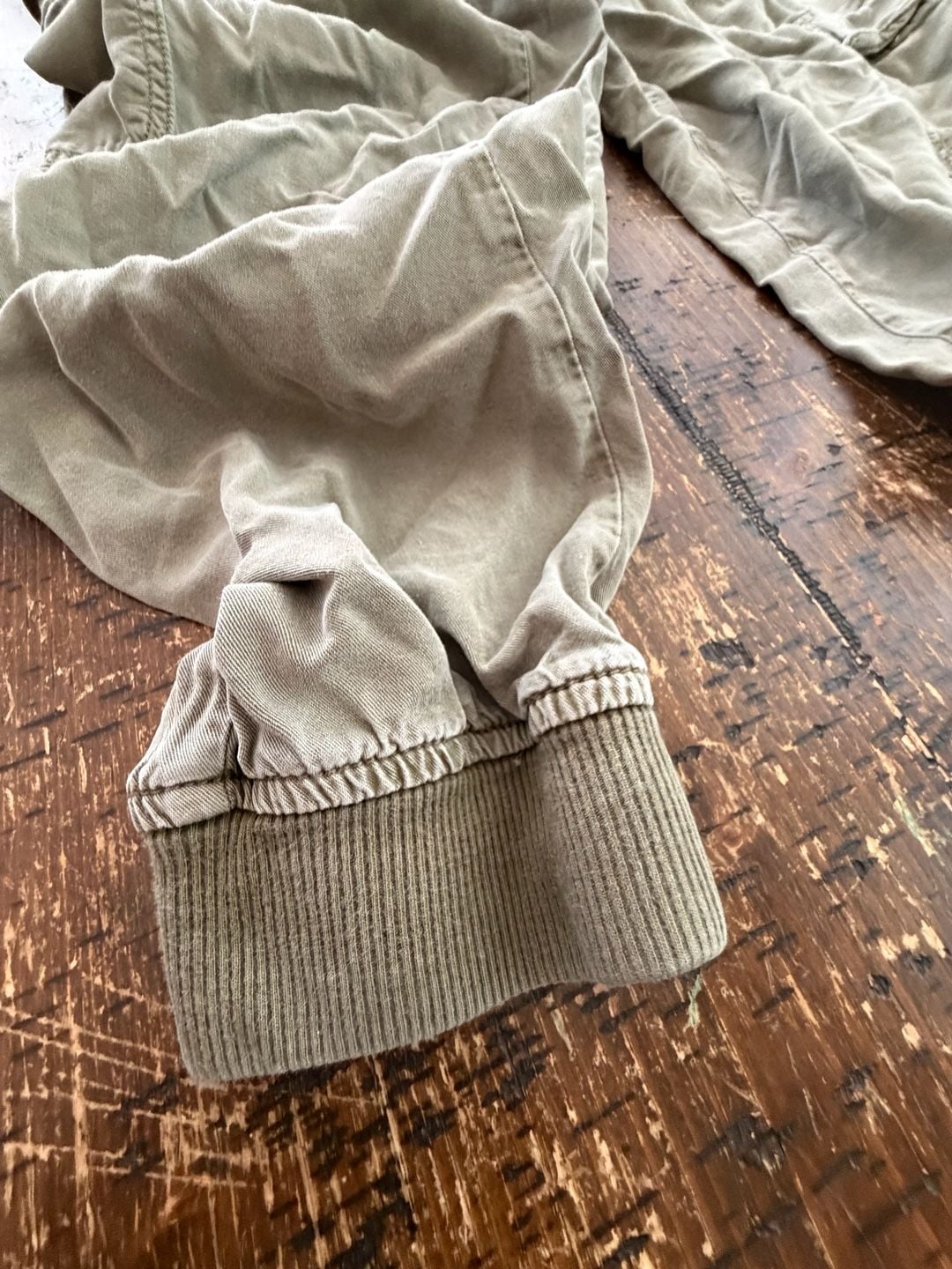 American Eagle Olive Green Cargo Jogger Pants Size M 6