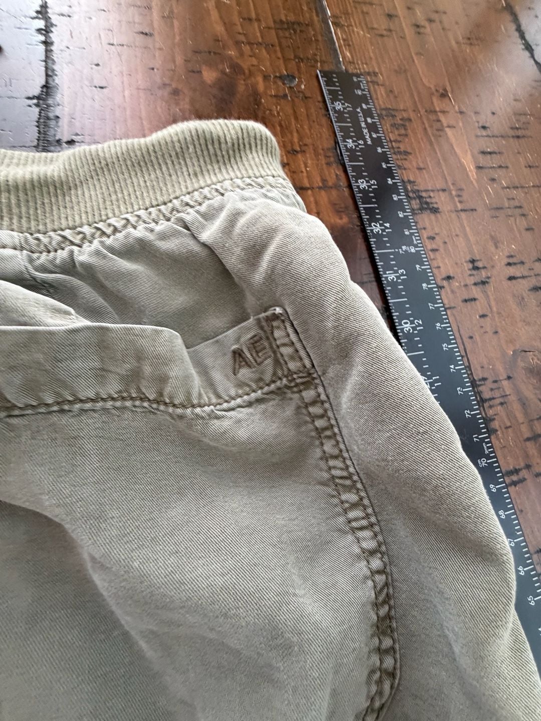 American Eagle Olive Green Cargo Jogger Pants Size M 9