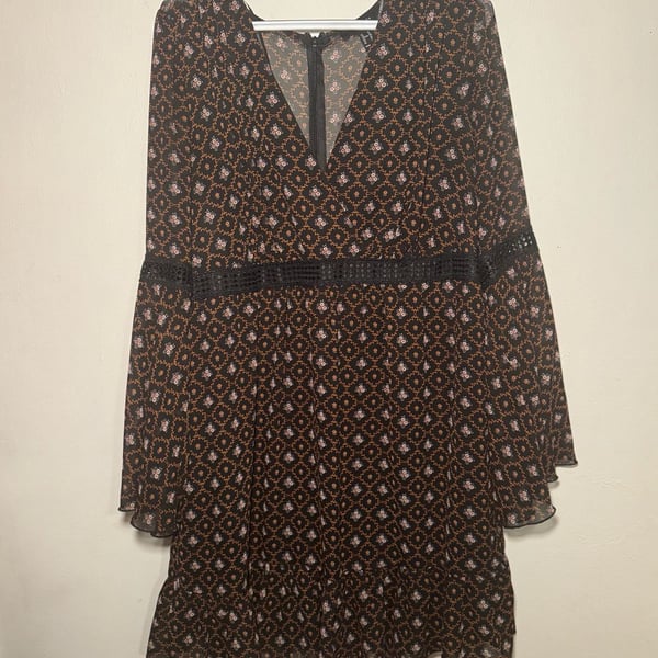 Forever 21+ Floral Print Chiffon Bell Sleeve Dress Size 1X