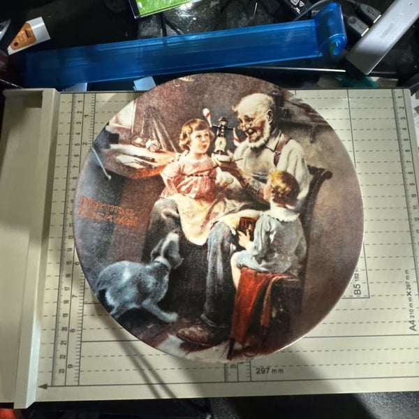 1977 Knowles Norman Rockwell The Toy Maker Limited Edition Collector Plate