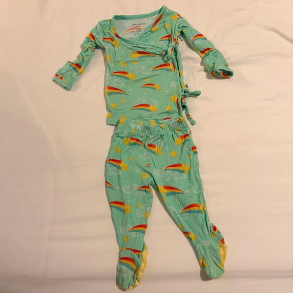 Posh Peanut Baby Footie Pajama Set 0-3 Mos Rainbow Star Print