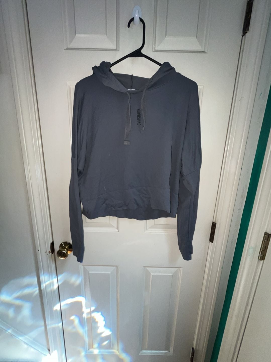 Gymshark Women's Size S Cropped Pullover Hoodie Gray 2