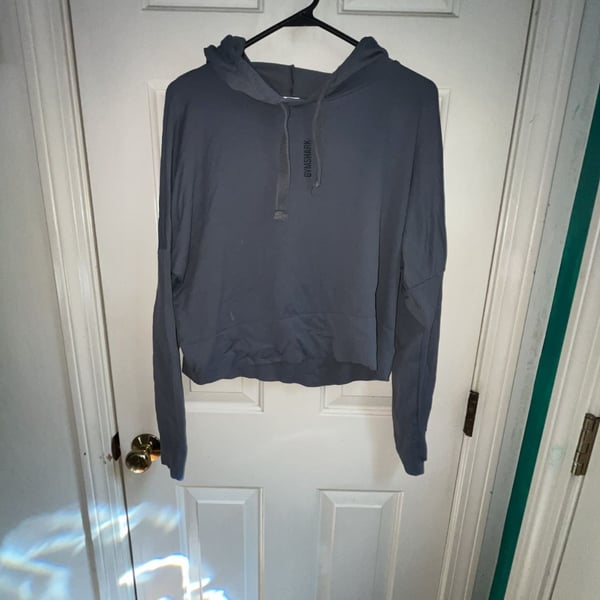 Gymshark Women's Size S Cropped Pullover Hoodie Gray