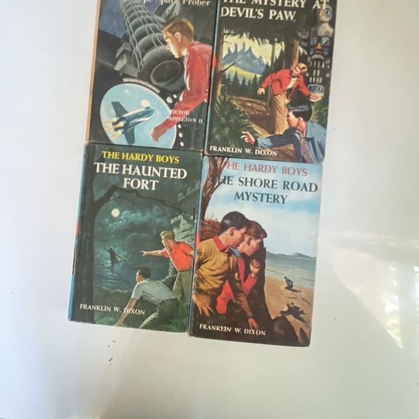 Vintage Hardy Boys and Tom Swift Adventure Books Lot of 4